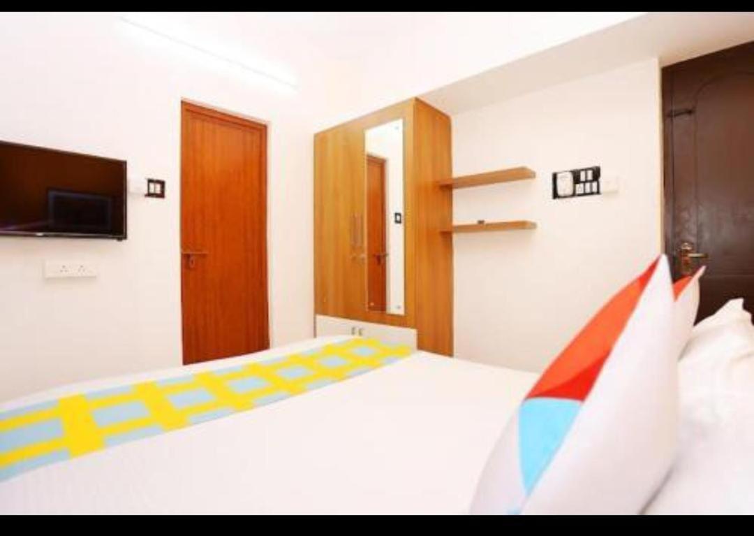 The Solo Apartments Kadavanthra Kochi Екстер'єр фото